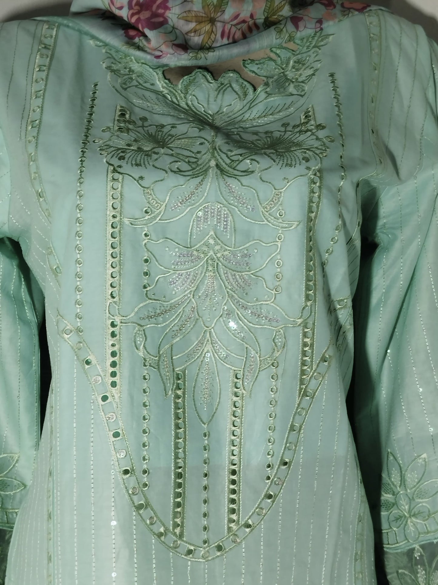 Cut Galla Embroidered Cotton Suit – 3PC